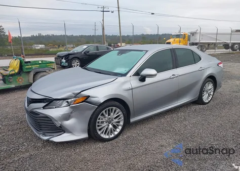 2020 Toyota Camry Xle Hybrid from USA, damaged, VIN 4T1F31AK1LU533622
